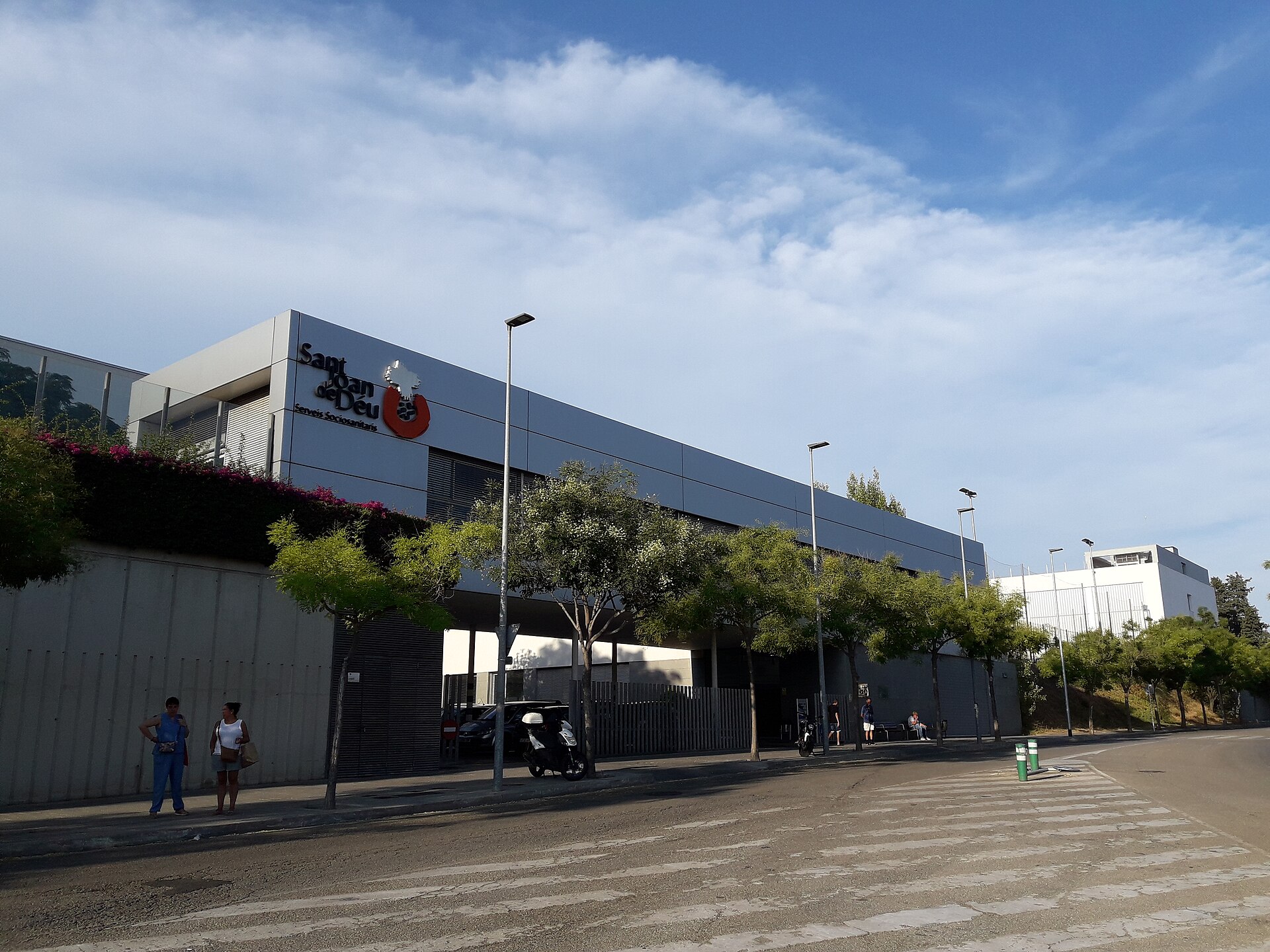 Imagem de referência relacionada a Centre Sociosanitari d'Esplugues, item descrito como hospital em Espanha