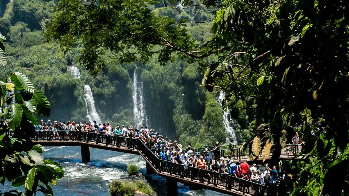 Visitação recorde em parques evidencia potencial do turismo de natureza