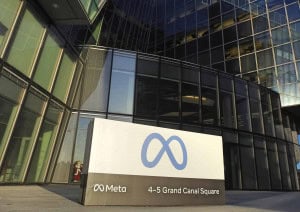 Robôs em data centers: Meta testa automação e gera debate sobre empregos