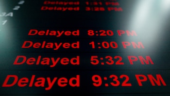 Cancelaciones de vuelos en la costa este: cómo pedir el reembolso antes de abordar la nueva conexión