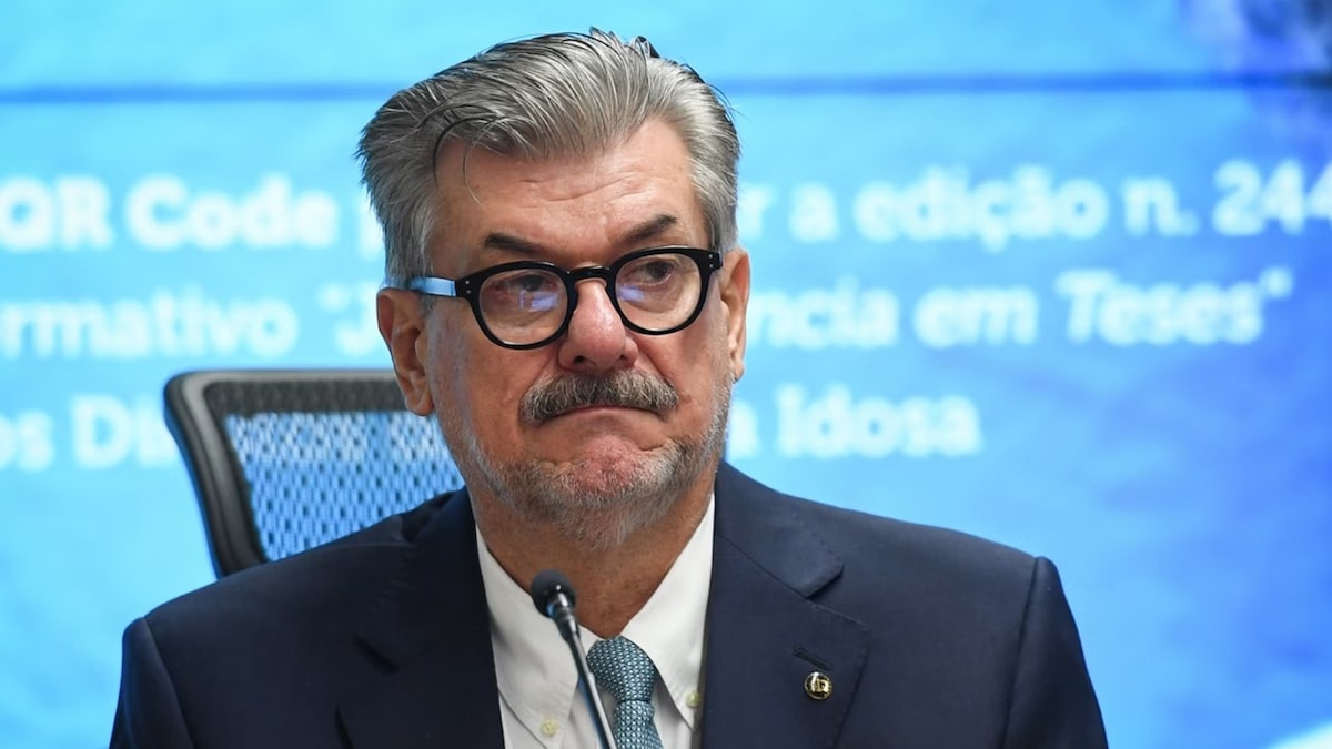AGU pede ao STF perda de cargo e suspensão de pagamentos a Marco Buzzi