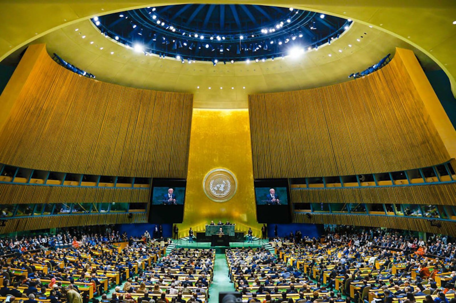 Como de praxe, o discurso de abertura da assembleia foi feito pelo Brasil Ricardo Stuckert