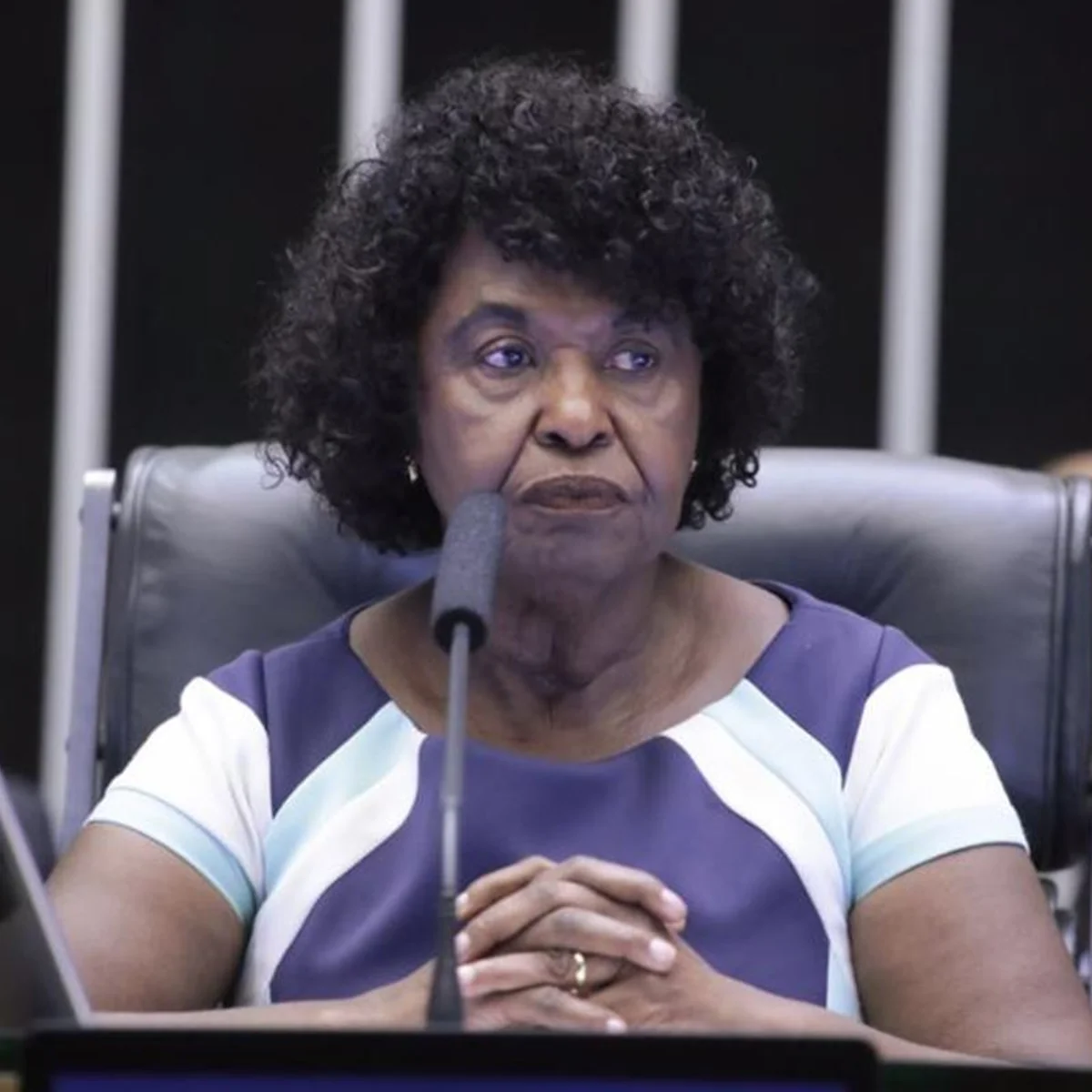 Paraná Pesquisas: Benedita lidera ao Senado no RJ; 4 empatam pela 2ª vaga