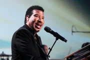 Imagem da matéria: Lionel Richie é hospitalizado pela 3ª vez em três meses