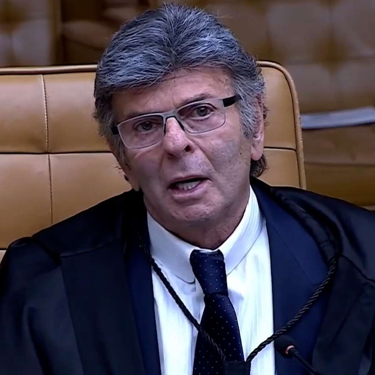 Fux é sorteado relator de ação que busca acesso a visitas de esposa de Moraes ao Senado