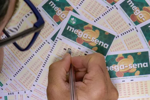 Mega-Sena 3061 acumula, e prêmio sobe para R$ 38 milhões. Veja resultado