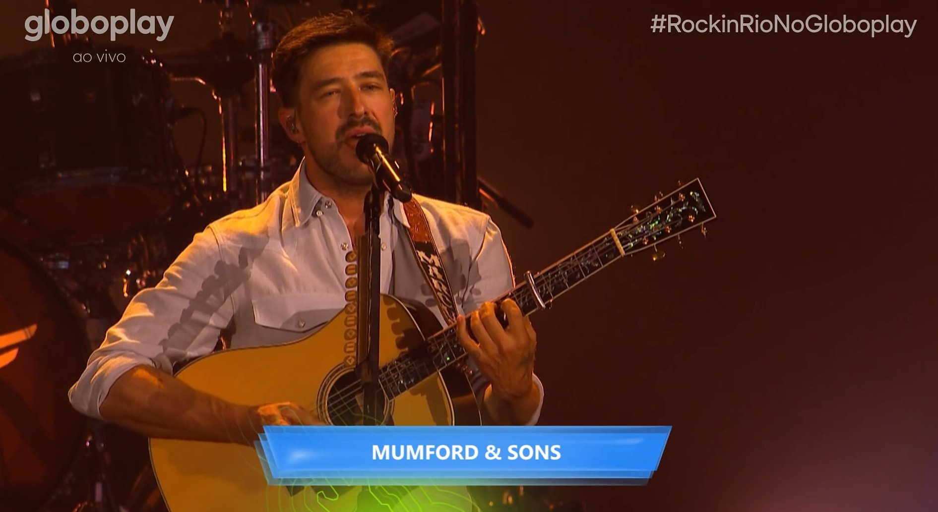 Mumford & Sons estreia no Rock in Rio em busca de som mais visceral, mas sem renegar hits do indie folk