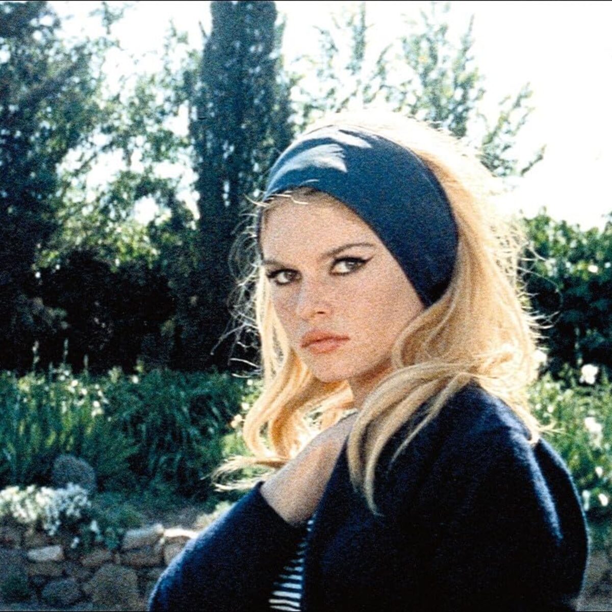 Objetos pessoais de Brigitte Bardot são leiloados em Paris por mais de R$ 5 milhões