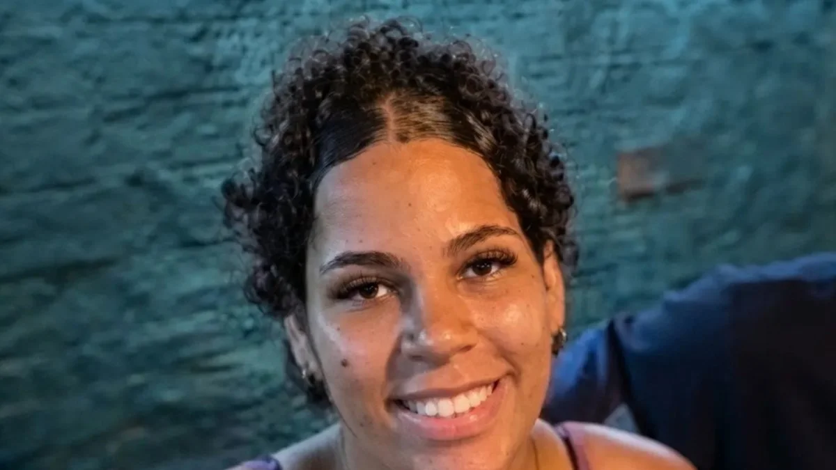 Mulher morre a facadas no 56º feminicídio de 2026 em GO; marido é suspeito