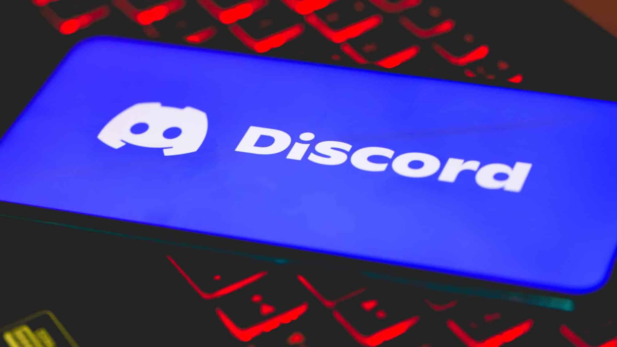 Discord remove brecha que permitia transmissões ao vivo no Brasil mesmo após suspensão determinada pela ANPD