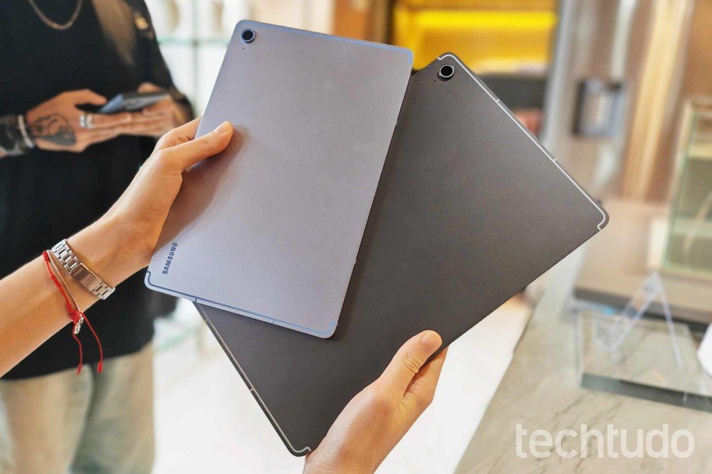 Galaxy Tab S10 FE+ é opção premium com foco em custo-benefício da Samsung — Foto: Gisele Barros/TechTudo