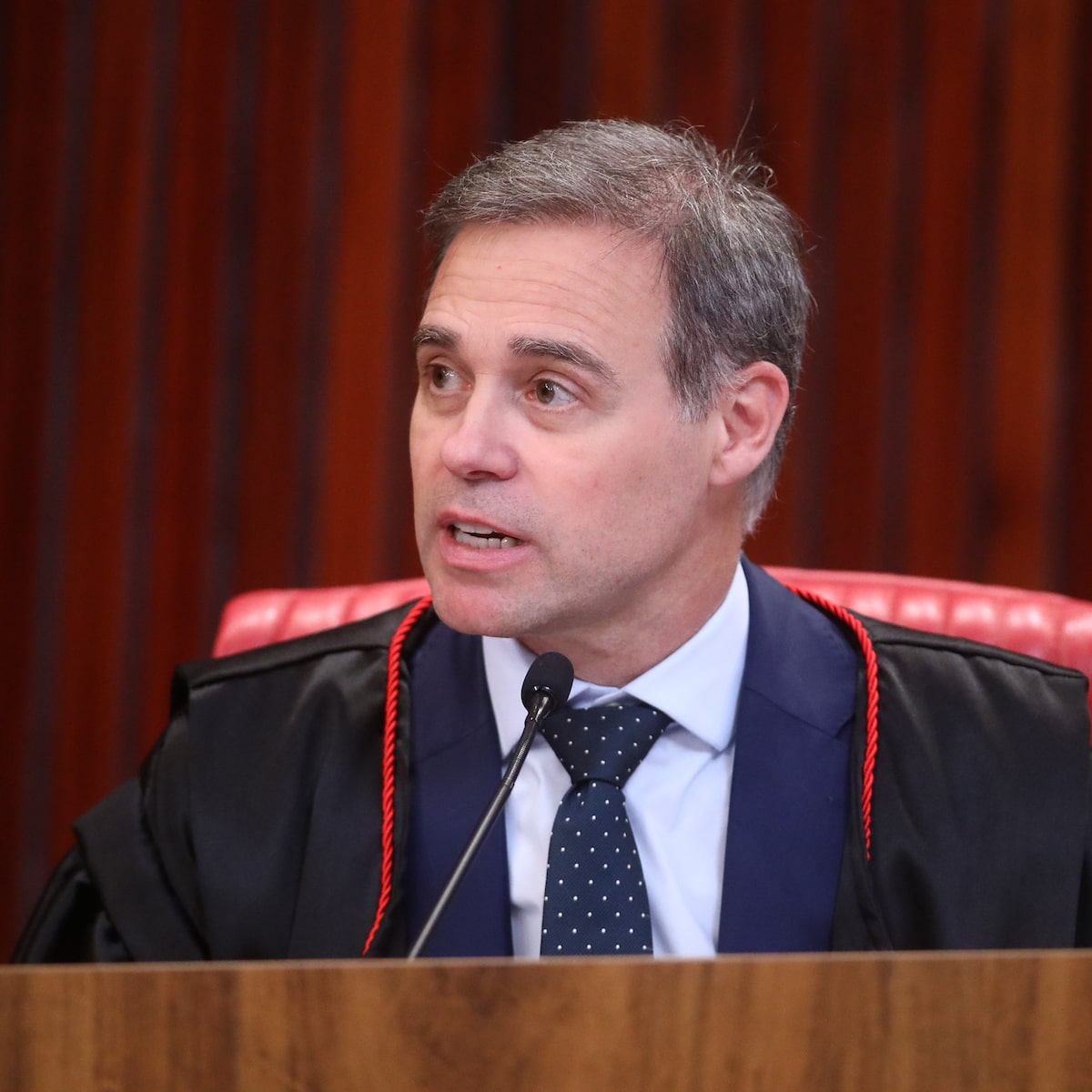 André Mendonça vota a favor de Deltan Dallagnol após maioria por suspensão da campanha eleitoral
