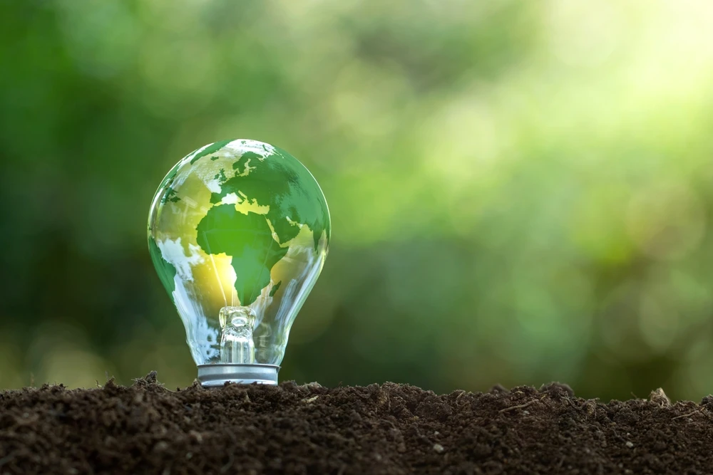 O petróleo se aproxima de US$ 100 enquanto novos ataques no Oriente Médio aumentam os riscos para o fornecimento
