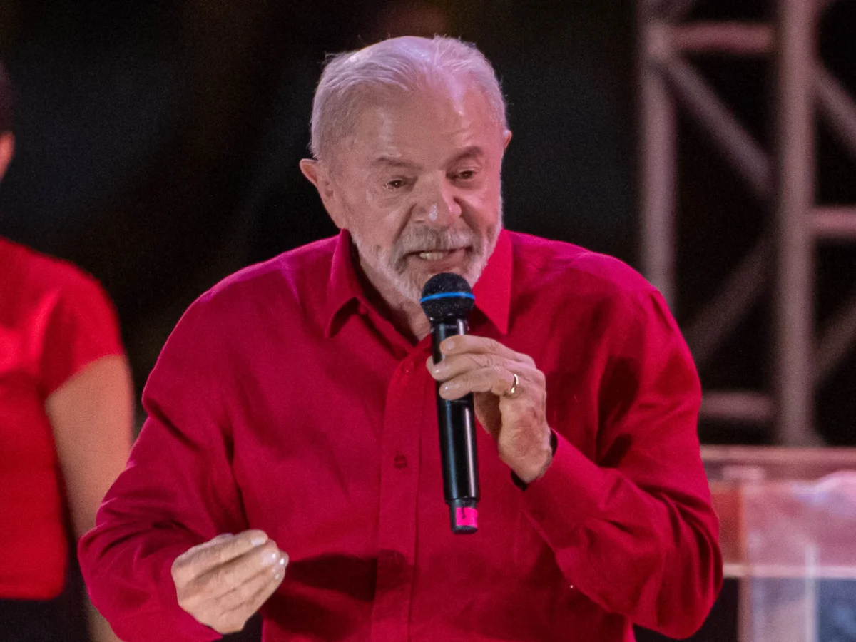 Flávio aciona TSE contra Lula por suposto uso eleitoral da máquina pública
