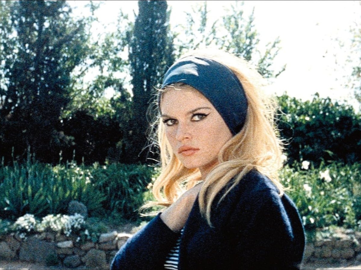 Objetos pessoais de Brigitte Bardot são leiloados em Paris por mais de R$ 5 milhões