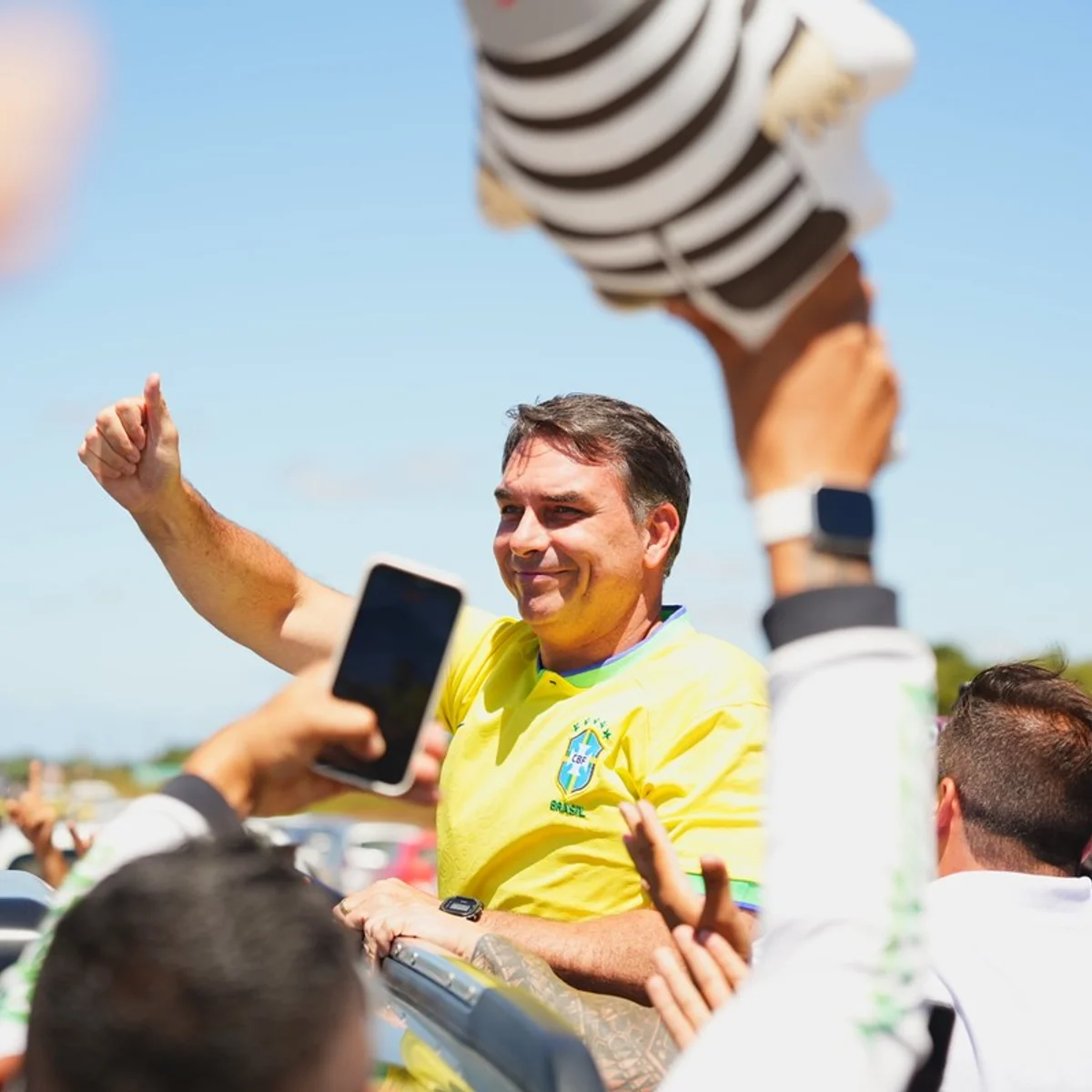 Campanha de Flávio fica satisfeita com tour pelo Nordeste e projeta avanço