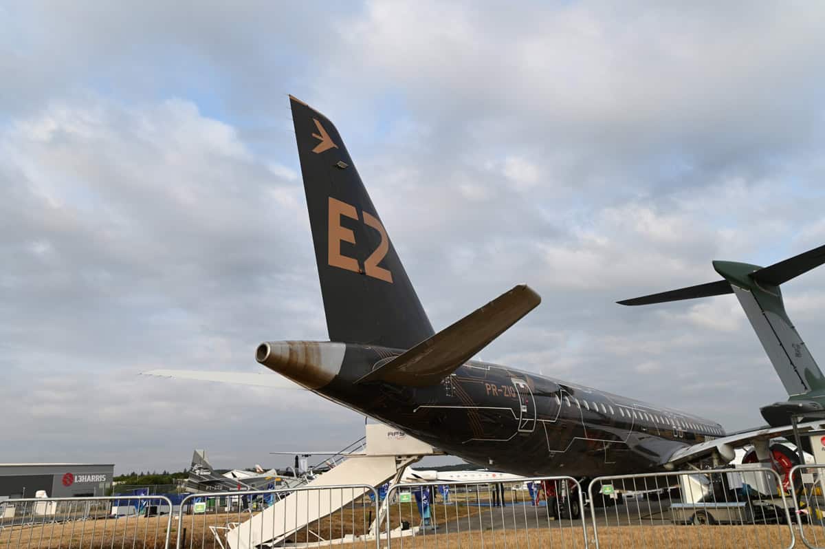Imagem da matéria: Falha global no GPS afeta jatos E2 da Embraer e leva Azul a cancelar 80 voos em diferentes aeroportos