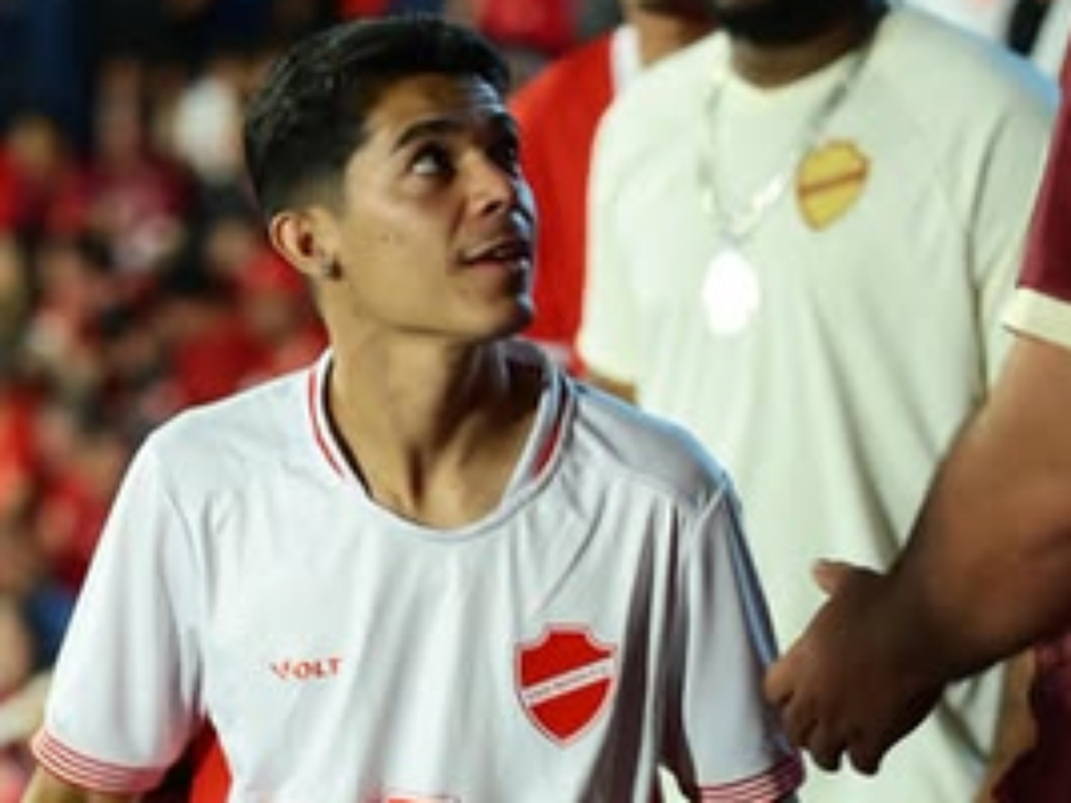 Influenciador goiano é detido pelo ICE nos EUA e família pede ajuda