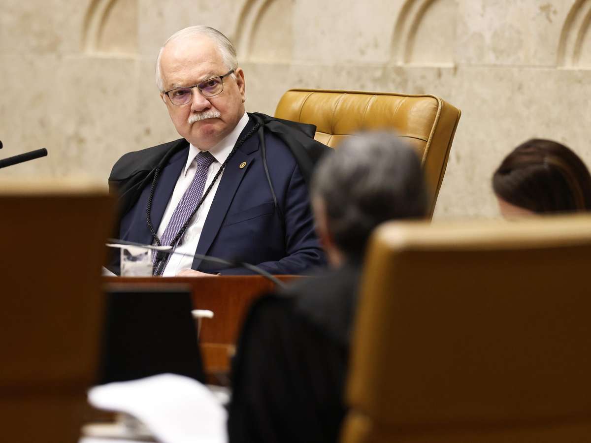 STF volta a cancelar sessão após decisões de Fachin envolvendo Mendonça e Moraes