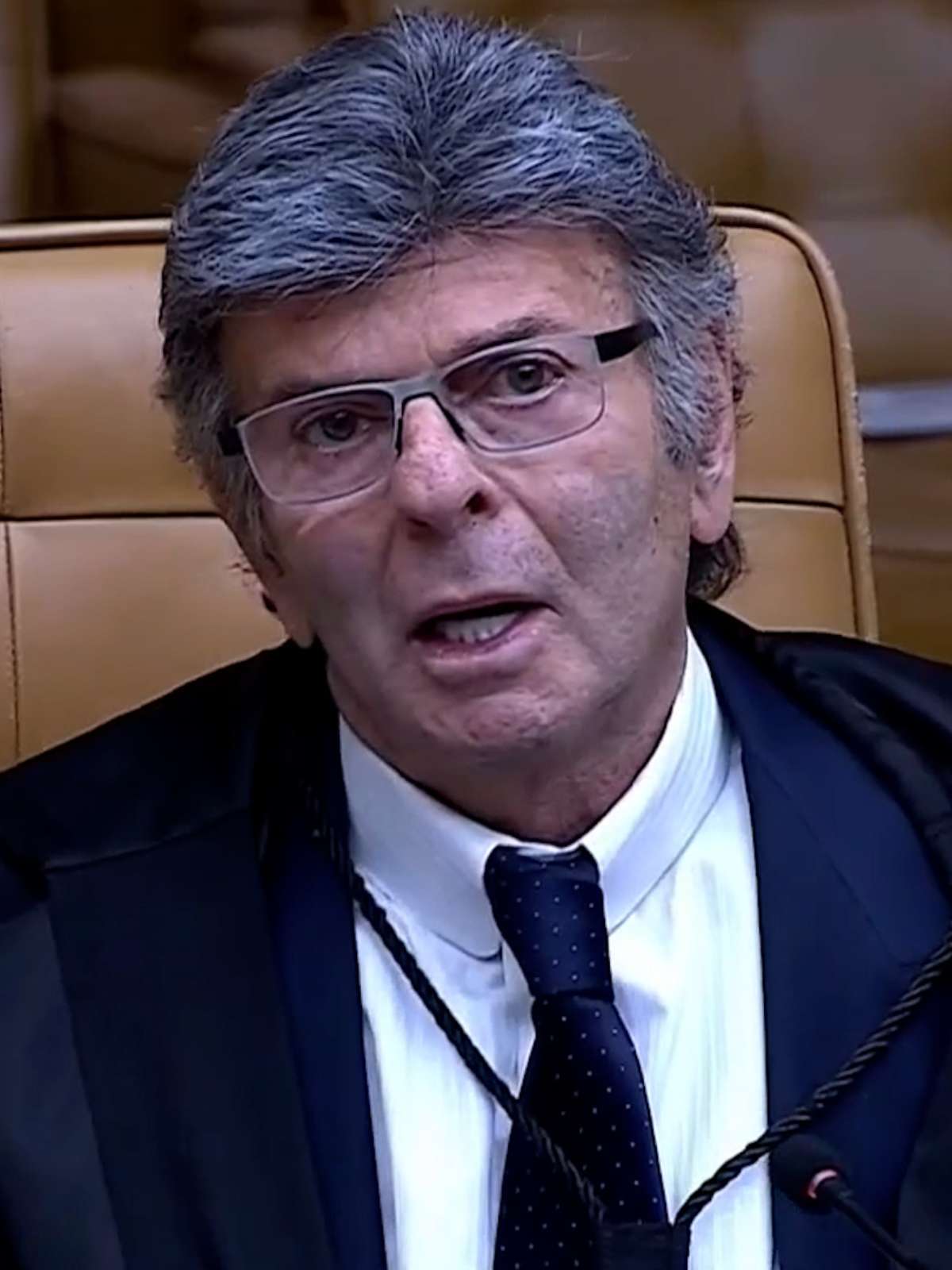 Fux é sorteado relator de ação que busca acesso a visitas de esposa de Moraes ao Senado
