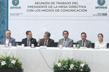 Monreal descartó que se esté blindando a la titular de Segob, señalando que se busca evitar confrontaciones estériles y garantizar un diálogo republicano.