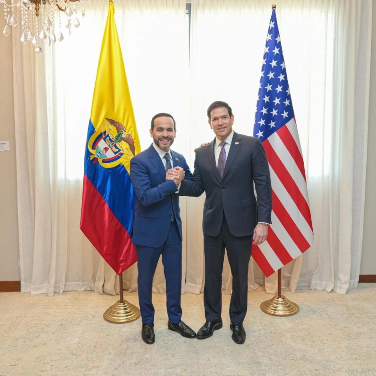 Rubio diz que EUA negocia acordo para rever tarifas da Colômbia
