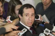 Felipe Ettore morreu em 2014 após ficar dois meses internado; a família nunca divulgou a causa da morte