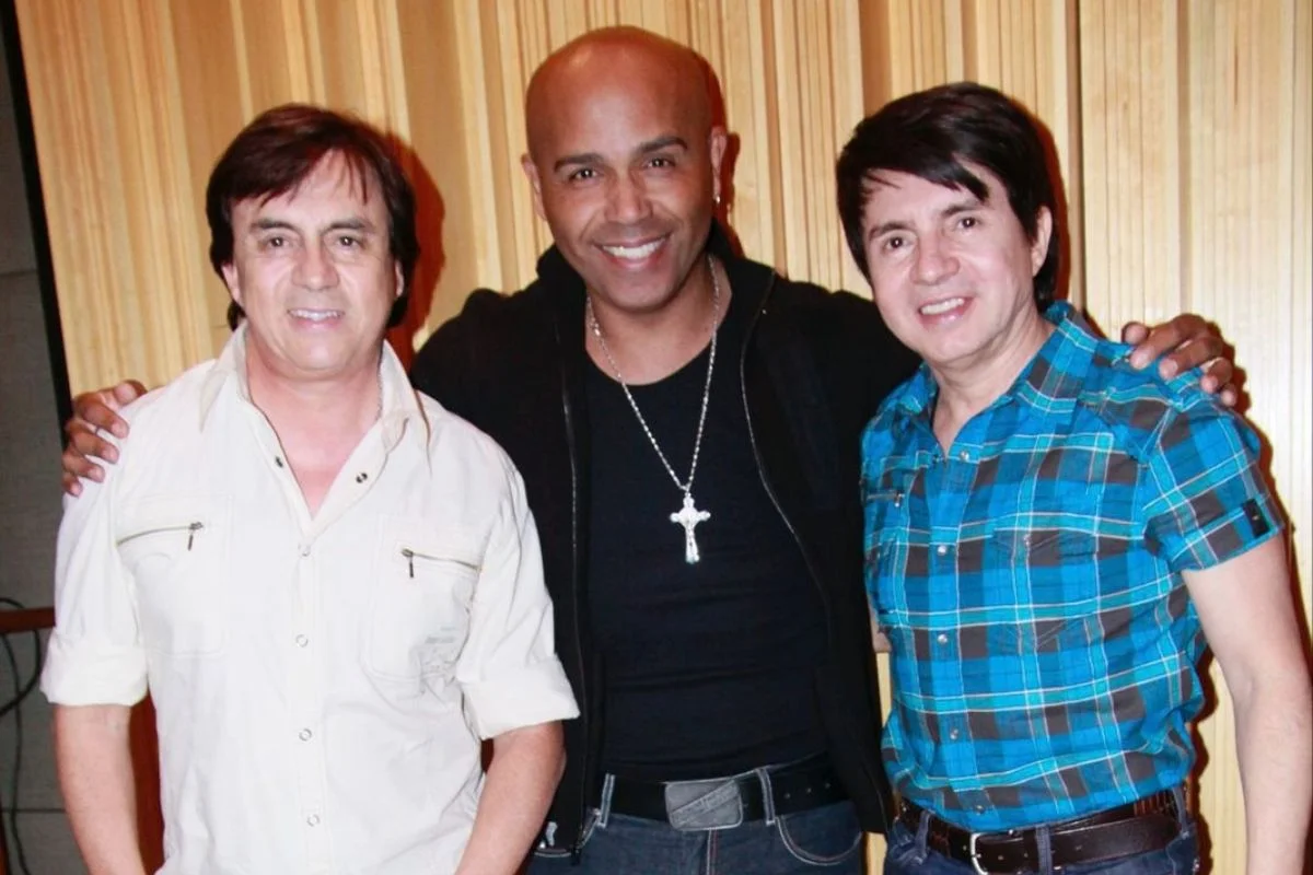 O cantor sertanejo Rick, da dupla com Renner, foi encontrado morto nesta terça-feira (22/9) após uma queda de helicóptero em Santa Catarina - Metrópoles