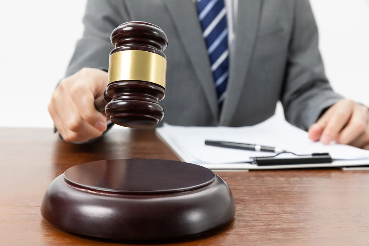 Homem deve pagar festa e indenizar noiva por divórcio dias após casamento