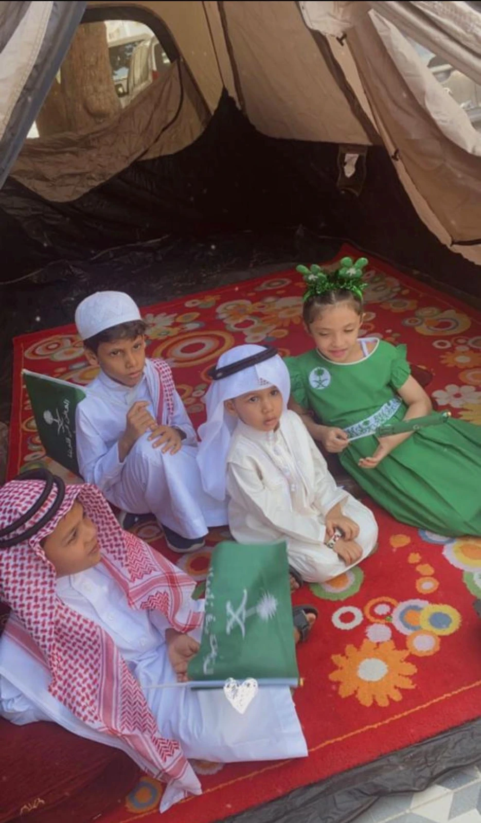 Estudantes internacionais abraçam a cultura saudita no Dia Nacional