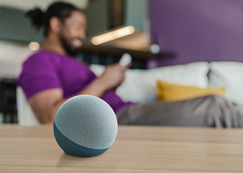 Dispositivos com Alexa permitem que você crie lista de compras de uma forma simples apenas com comandos de voz. — Foto: Getty Images