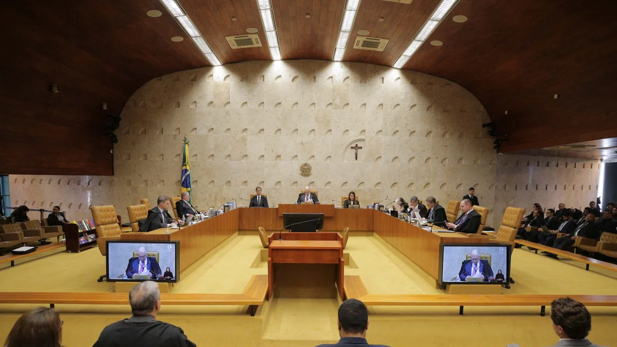 AtlasIntel: 6 em cada 10 brasileiros não confiam nos ministros do STF