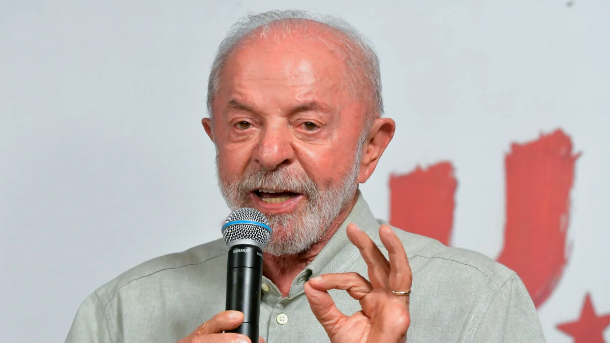 Lula adota estratégia do TikTok com vídeos selfie para tentar virar eleição