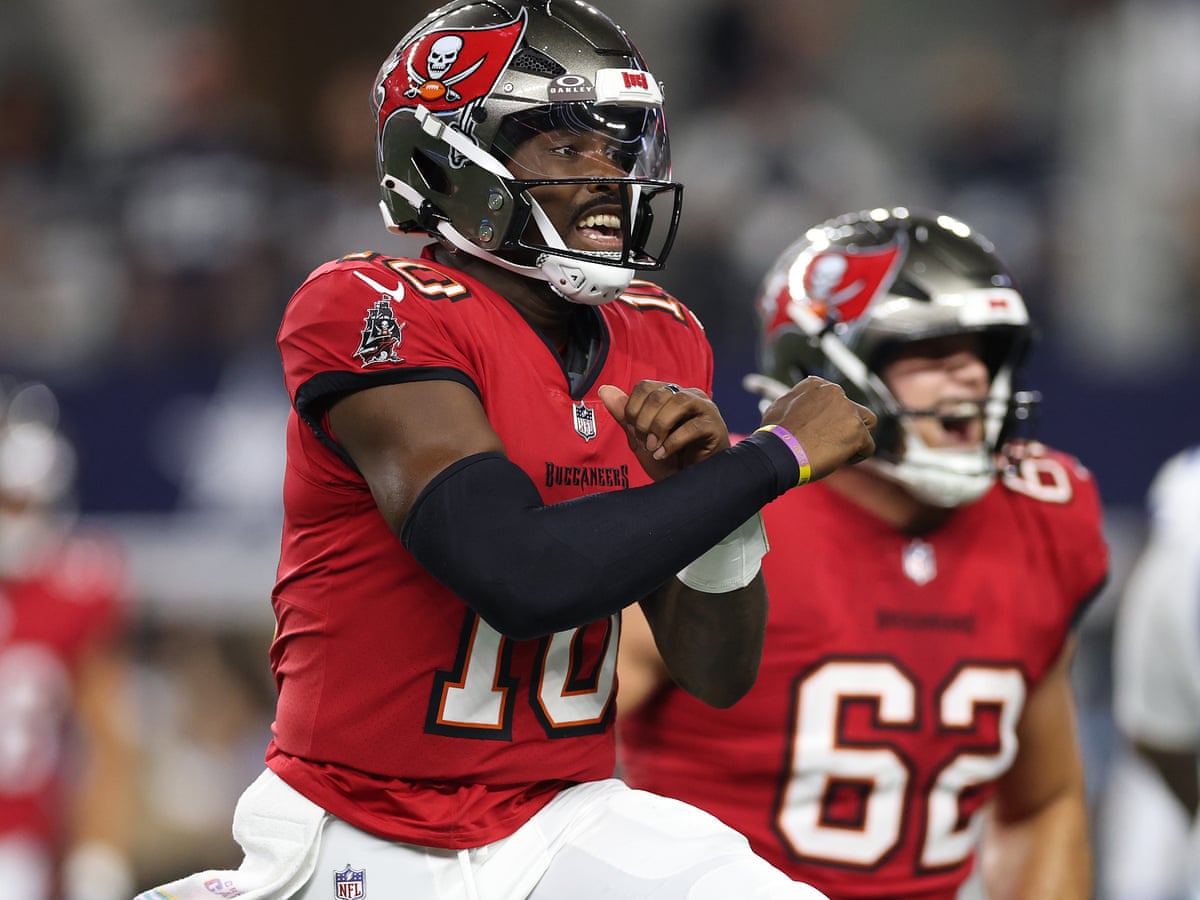 Bucky Irving faz uma arruaça enquanto os Buccaneers surpreendem os Cowboys na primeira vitória da temporada