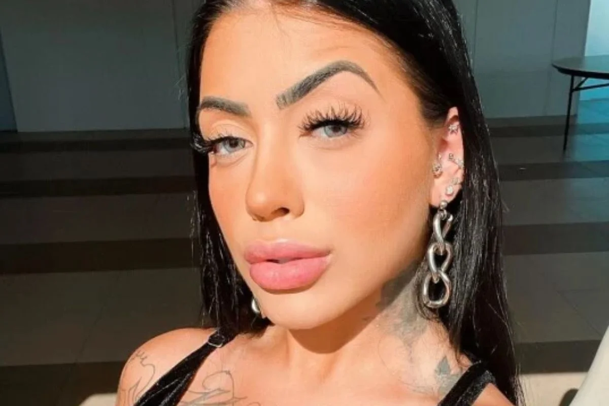 MC Mirella tem show cancelado após apoiar Flávio Bolsonaro nas eleições