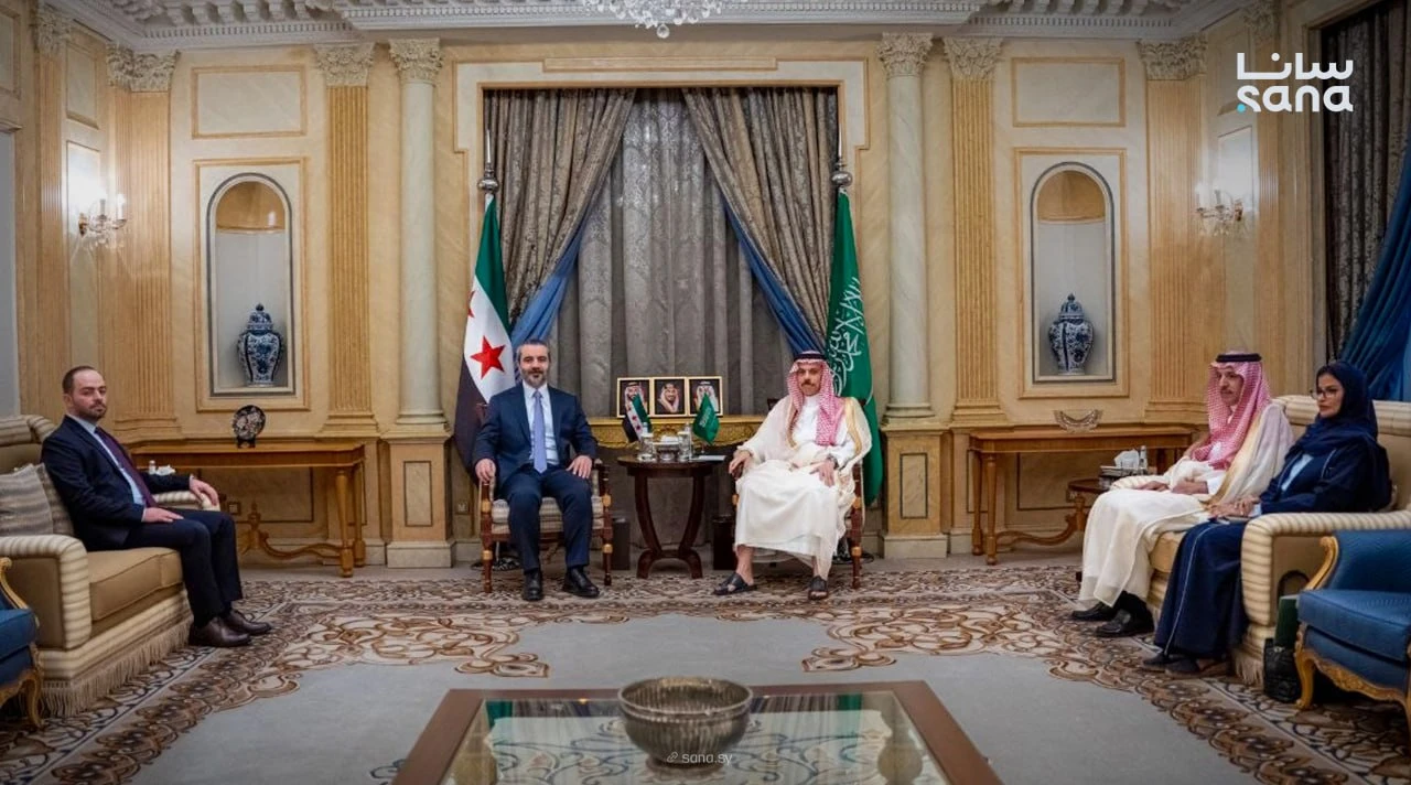 Embaixadores saudita e síria discutem laços e segurança regional