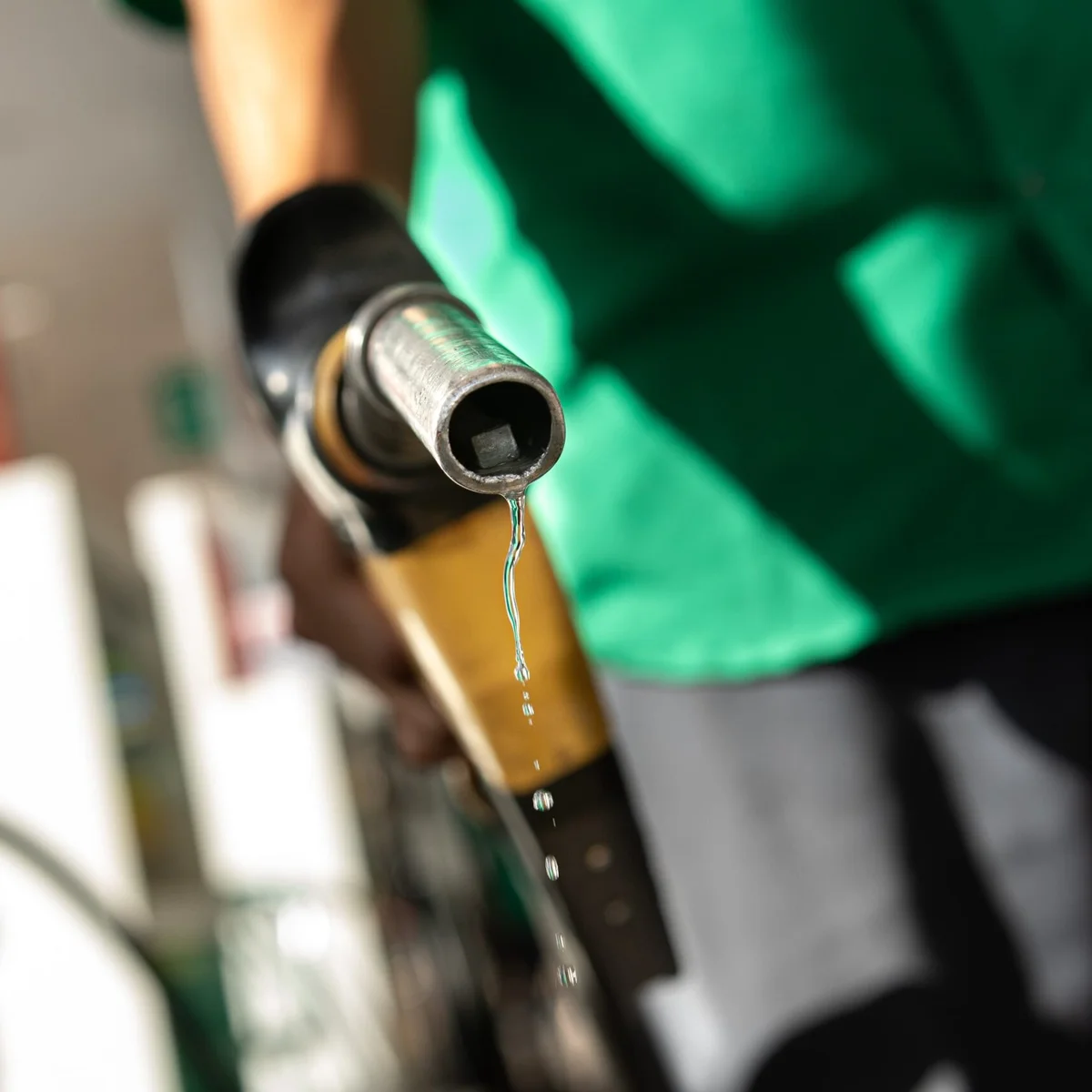 Redução no preço da gasolina no DF depende de distribuidoras, diz sindicato