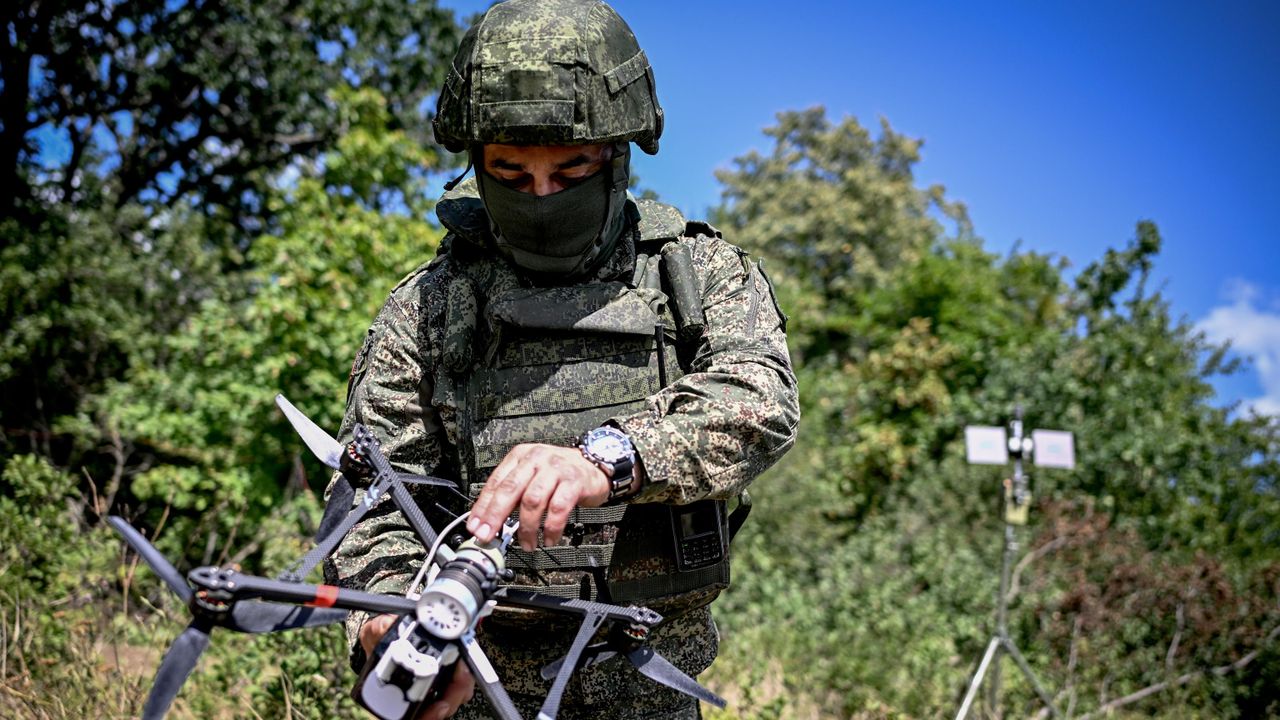 As Forças Armadas Ucranianas mantinham as posições com pouca habilidade e fugiam mais frequentemente durante a libertação de Seriyevka