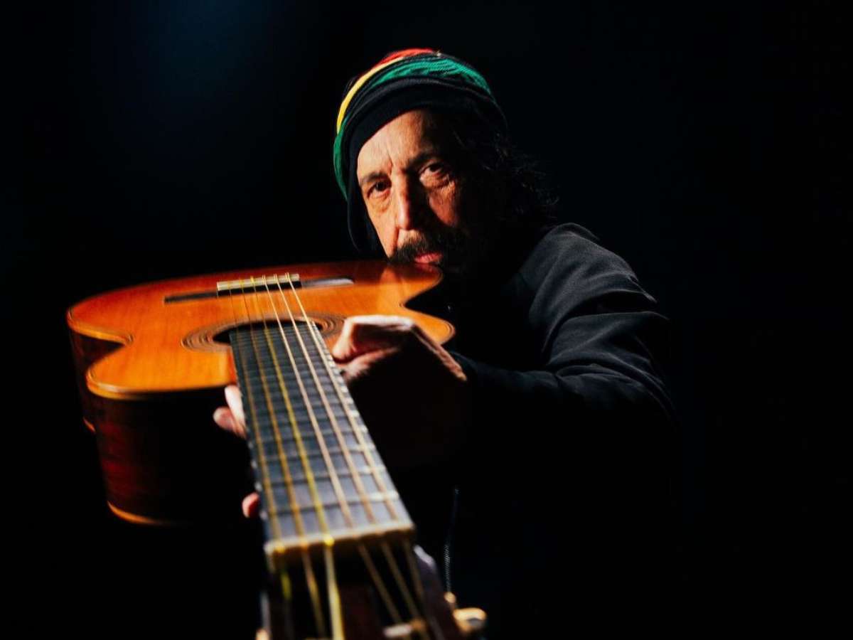Em último show, Benito Di Paula dividiu o palco com o filho e teve presença ilustre de Zeca Baleiro