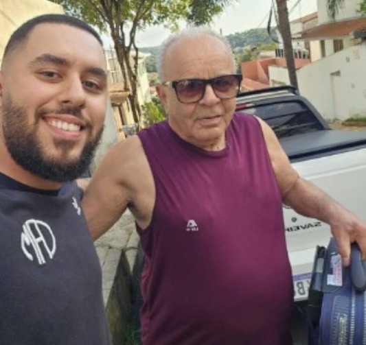 ‘Princípios’, diz motorista que encontrou e devolveu mala com joias que caiu de carro em MG