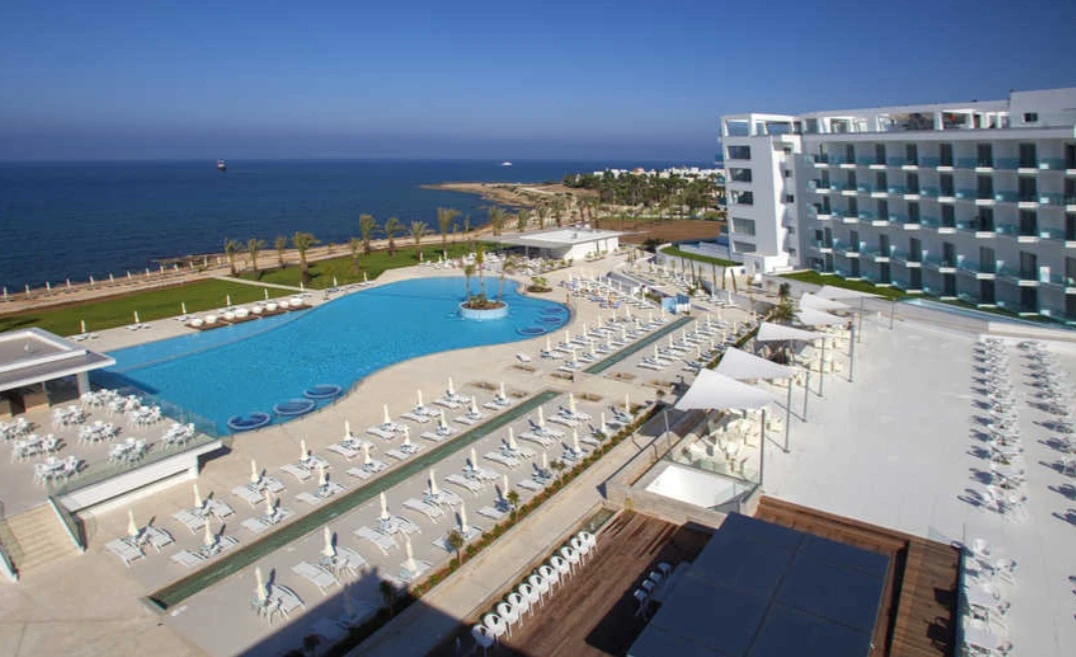 Reino Unido considera expulsar diplomatas israelenses se consulado em Jerusalém for fechado, dizem fontes