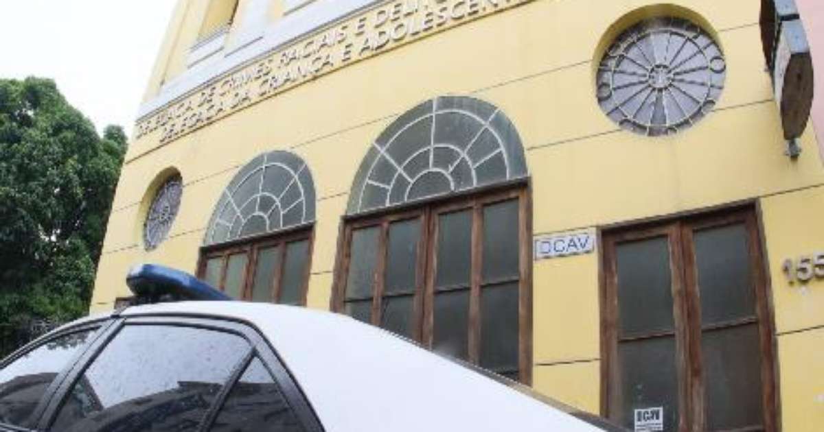 Funcionário público é preso suspeito de liderar organização que oferecia crianças para serem abusadas no RJ