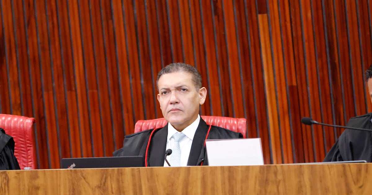 Nunes Marques volta a suspender ‘Exército do Lula’ e diz que campanha precisa registrar canal