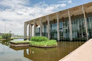 Eleições travam indicação de novos embaixadores para o Brasil