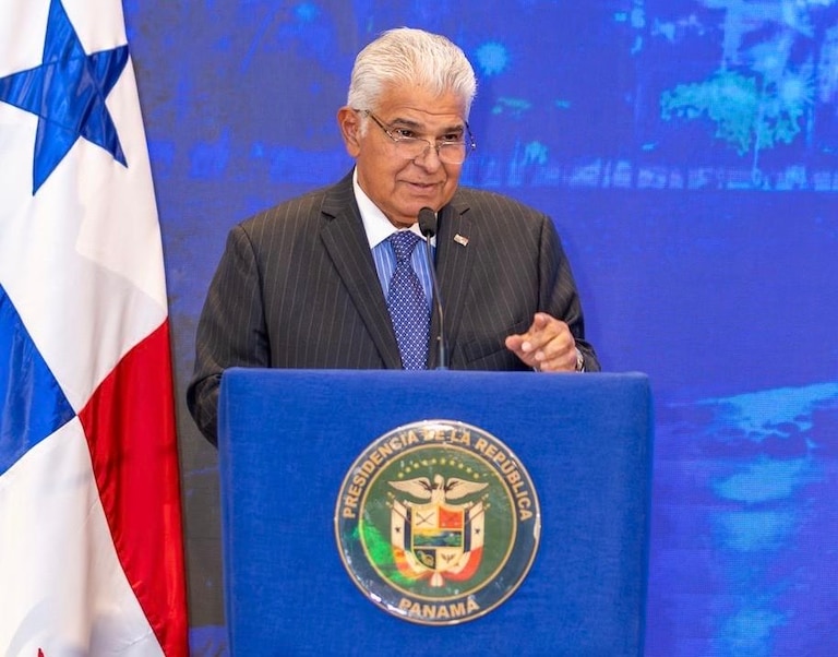 Panamá amplia o acesso ao passaporte eletrônico para estudantes que representem o país no exterior