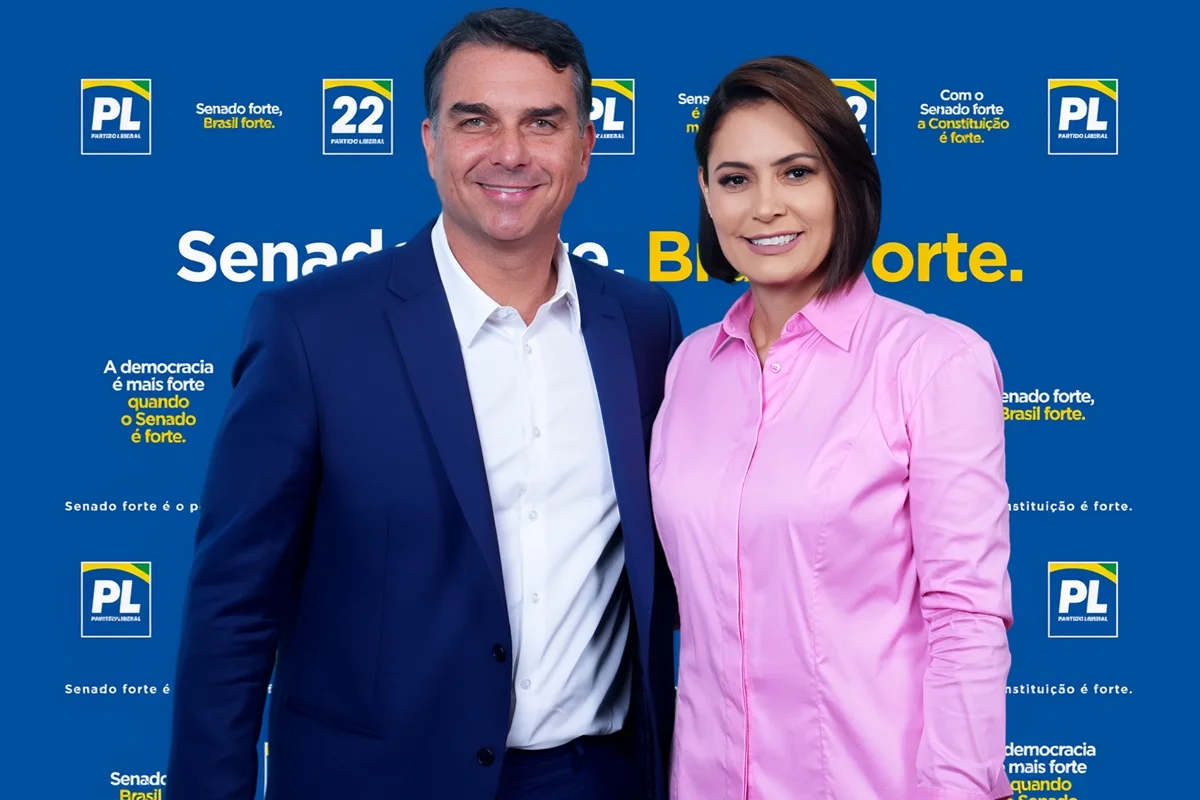 Imagem da matéria: Michelle Bolsonaro confirma a aliados que Flávio deixou o Brasil