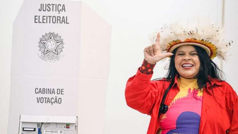Apenas nove de 22 ex-ministros do governo Lula são eleitos