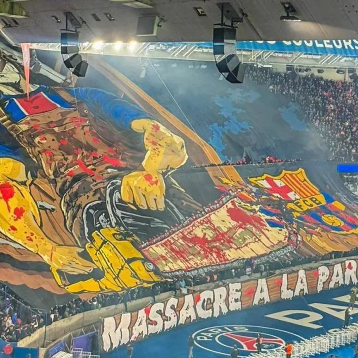 Barcelona denuncia PSG após mosaico com Massacre da Serra Elétrica