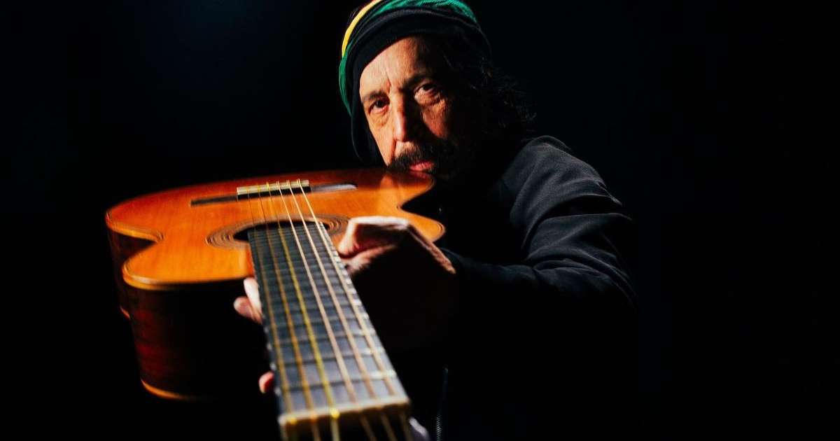Em último show, Benito Di Paula dividiu o palco com o filho e teve presença ilustre de Zeca Baleiro