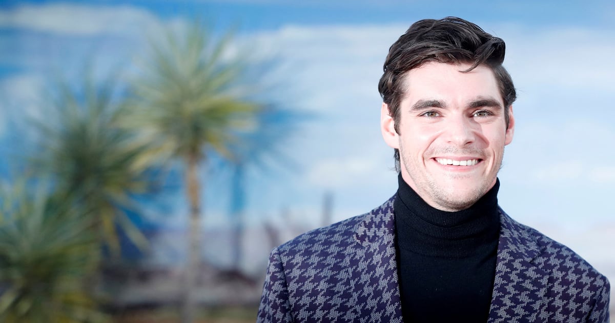 Bryan Cranston lidera homenagens ao co-estrela de Breaking Bad RJ Mitte: 'Vou sentir sua falta, filho'